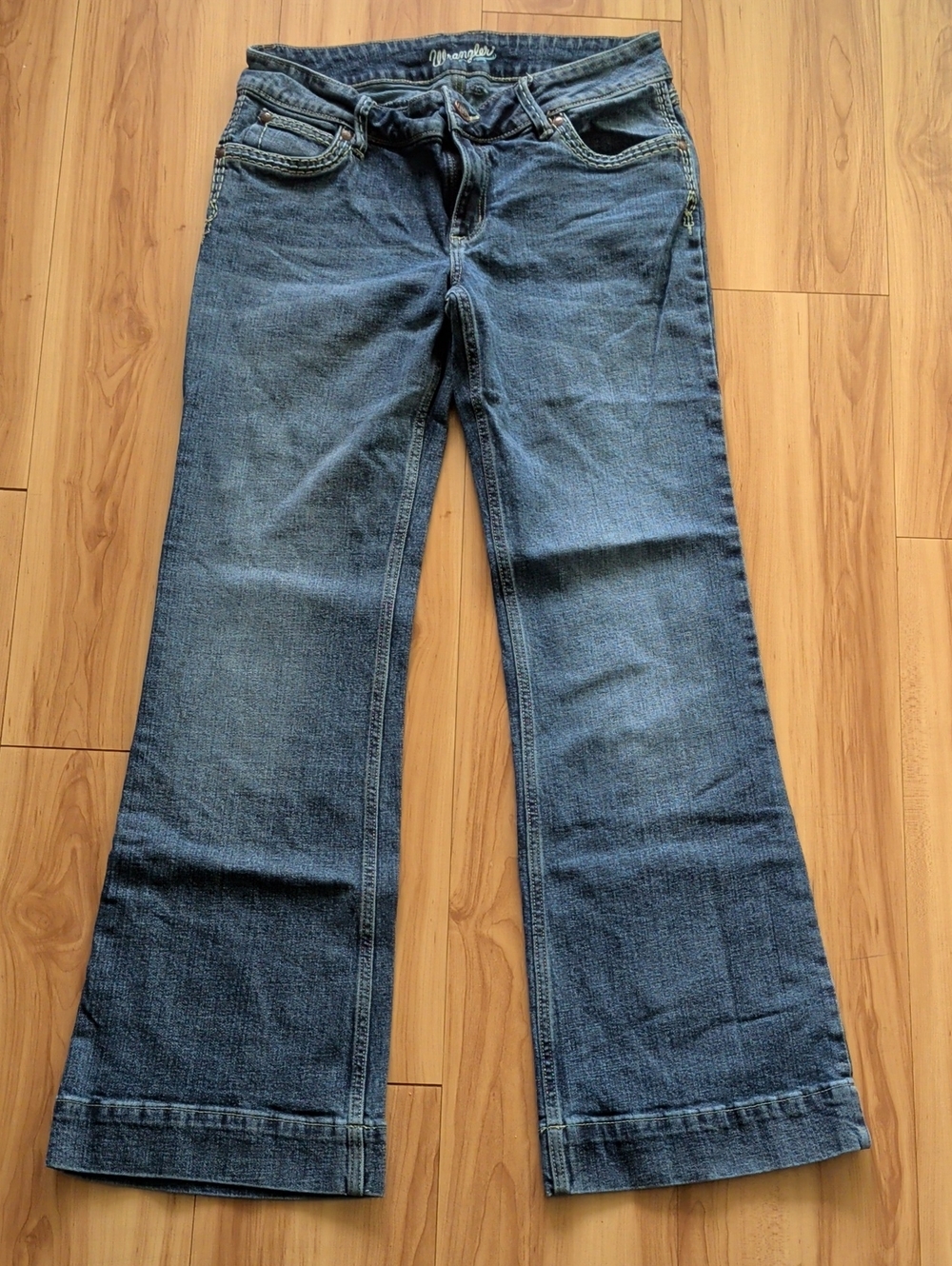 Wrangler Women's Dark Blue Wide-Leg Jeans